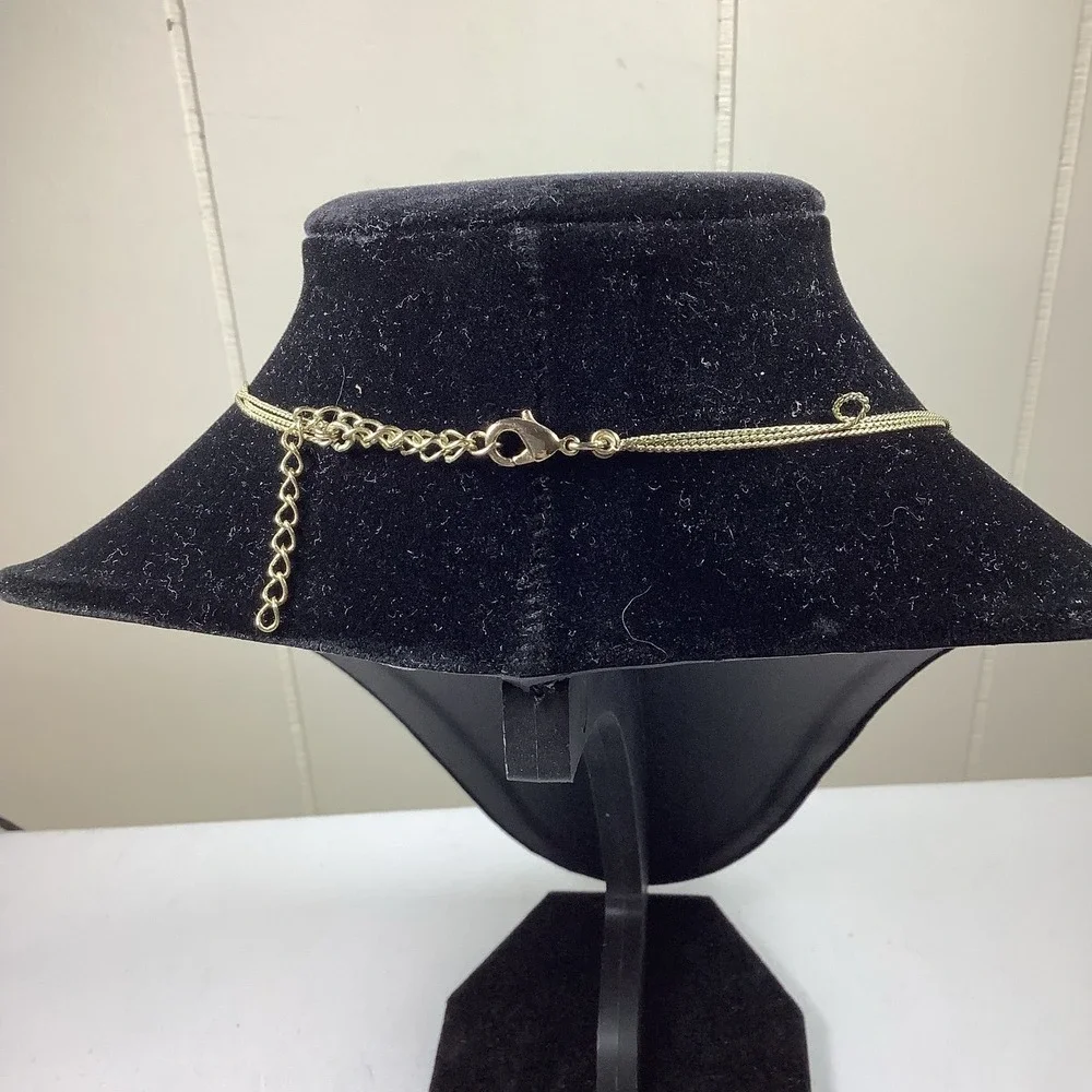 Gold‎ Tone Layered Disc & Bead Necklace